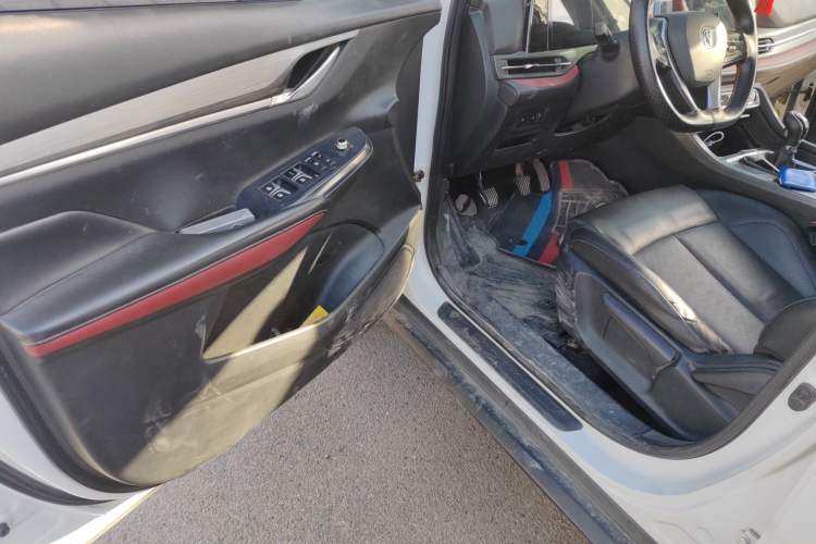 Used CHANGAN CS55PLUS 2020 1.5T Manual Colorful Model