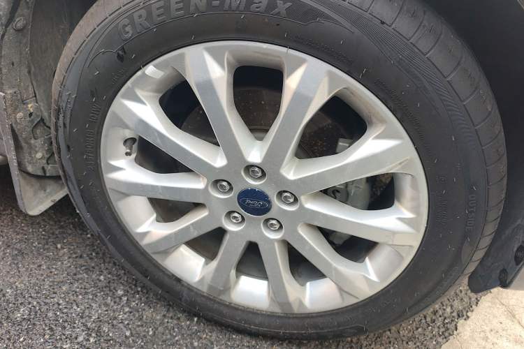 Used Ford Kuga 2013 1.6L GTDi 4x4 Elite Model
