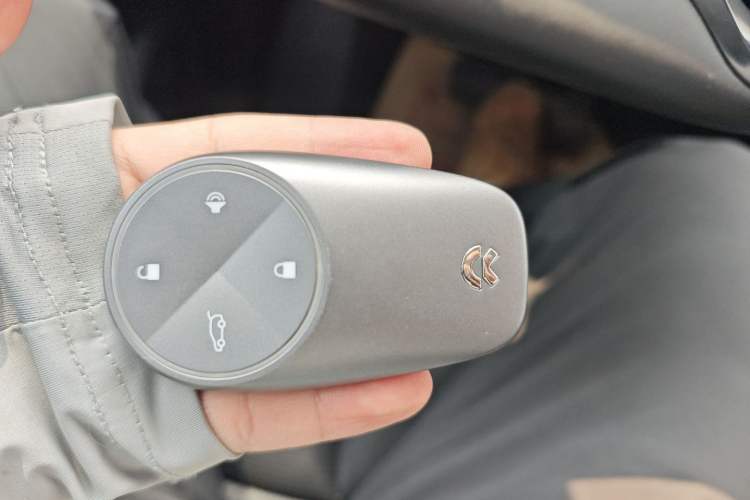 Used Nio ES8 2018 Founder Edition Vehicle Key