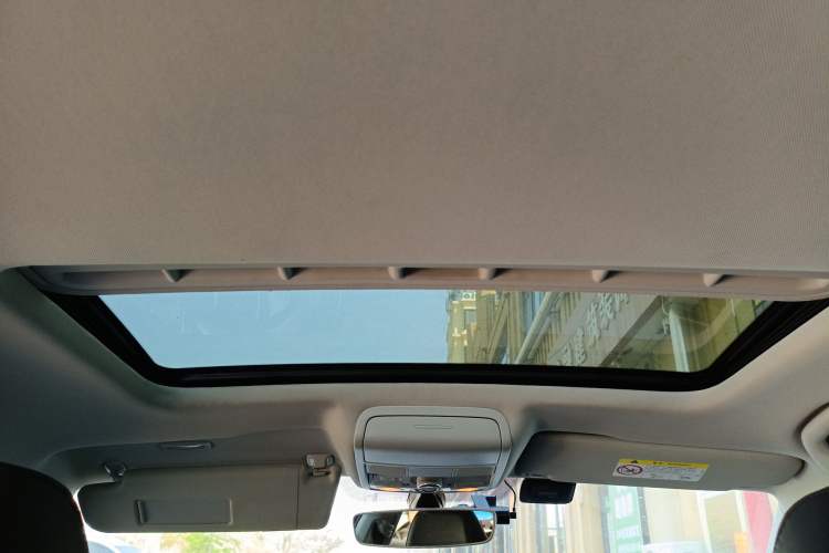 Used Volkswagen Sagitar 2018 1.6L Automatic Comfort Model Headliner