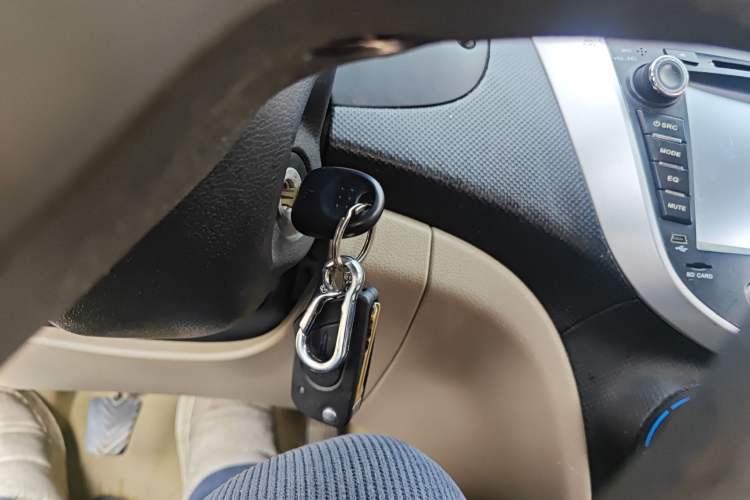 Used Hyundai Verna (older generation) 2014 1.4L Manual Fashion GS Model
