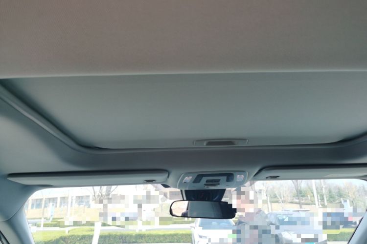 Used Toyota SIENNA 2026 Model 2.5L Dual-Engine Two-Wheel-Drive Comfort Edition Headliner