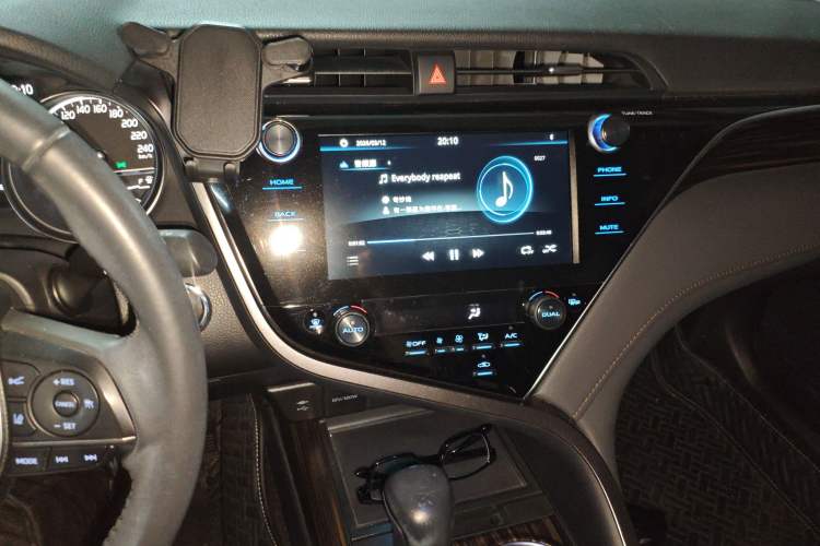 Used Toyota Camry 2019 Revised Version 2.0G Luxury Edition
