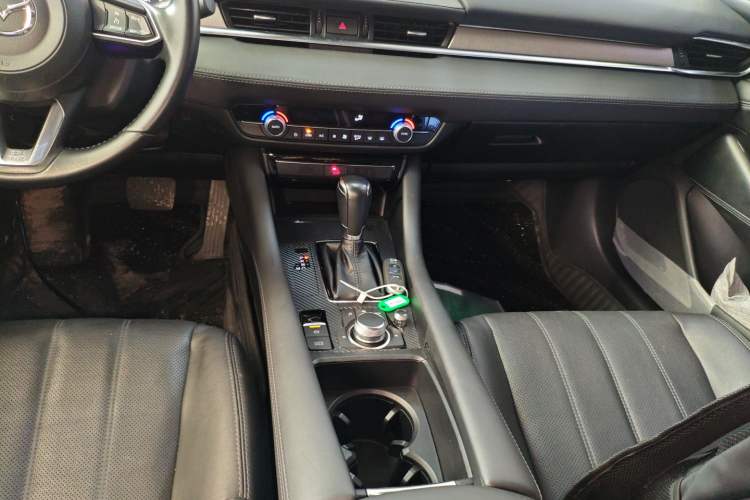 Used Mazda Atenza 2021 2.0L Blue Sky Luxury Edition Gear Lever