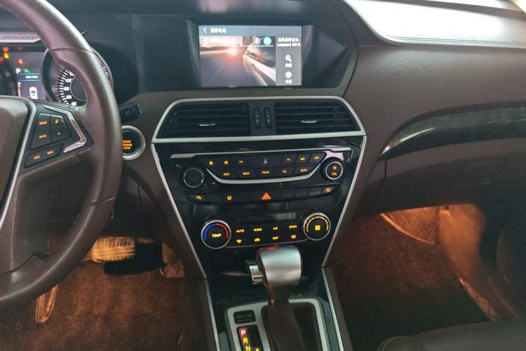 Used Leopaard CS10 2017 1.5T CVT Luxury Model
