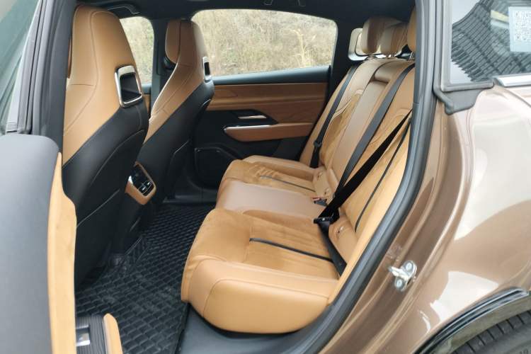 Used Mazda EZ-6 2024 Range-Extended 200 Luxury Edition
