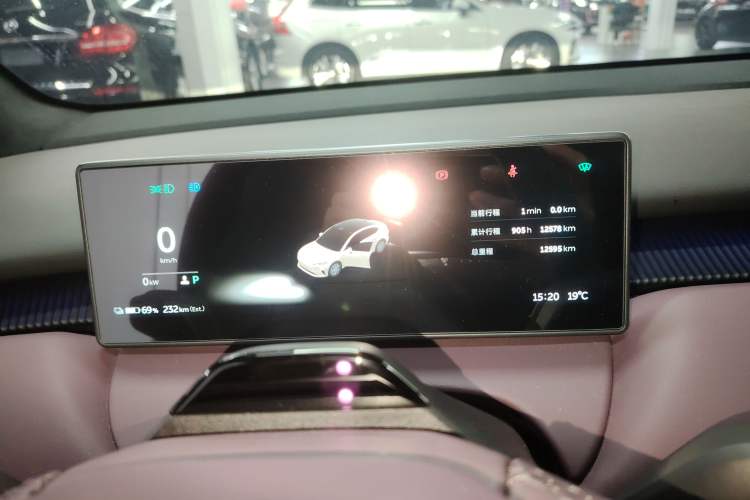 Used Nio ET5 2022 75 kWh