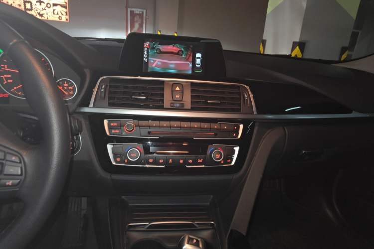 Used BMW 3 Series 2016 320i Fashion Model