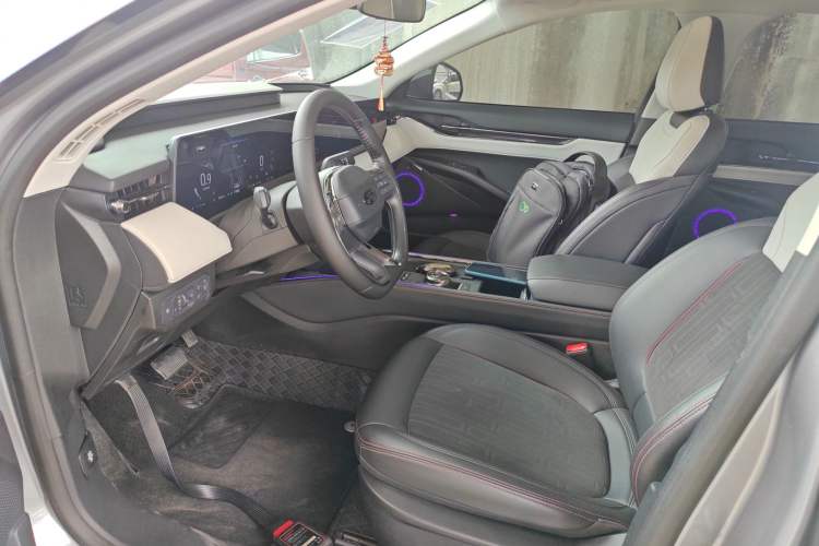 Used Ford Mondeo 2022 Restyled EcoBoost 245 Luxury Version Left Front Seat