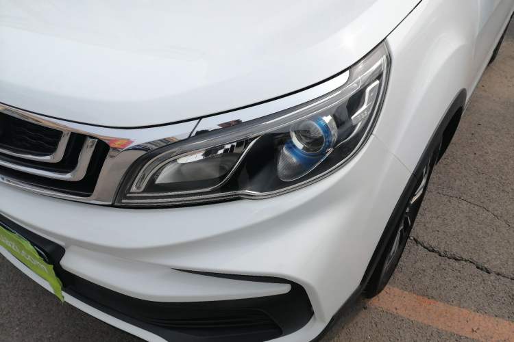 Used Geely Auto Vision X3 2019 Upgraded Model 1.5L CVT Prestige Version
