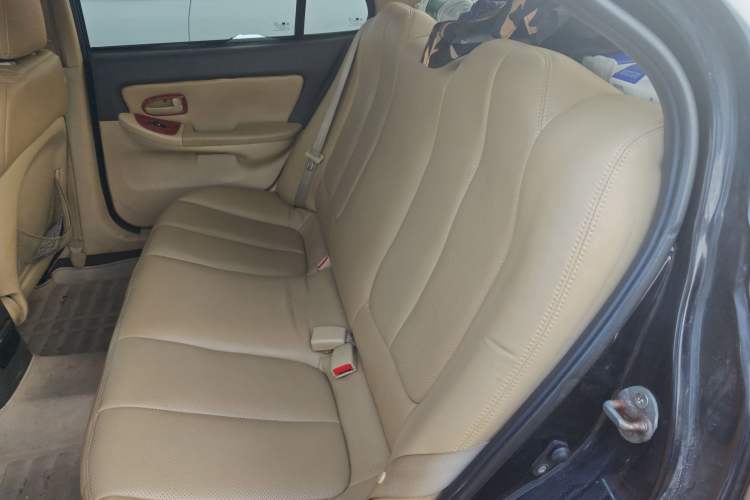 Used Hyundai Elantra 2011 1.6L Manual Comfort Version