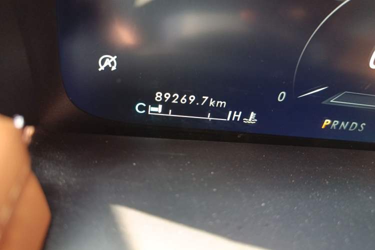 Used Lincoln Nautilus 2021 2.7T Four-Wheel Drive Prestige Edition Odometer Close Up