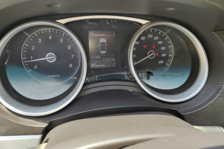 Used Baojun 730 2016 Revised 1.5L Manual Standard Version 7 Seats China V Emission Standard
