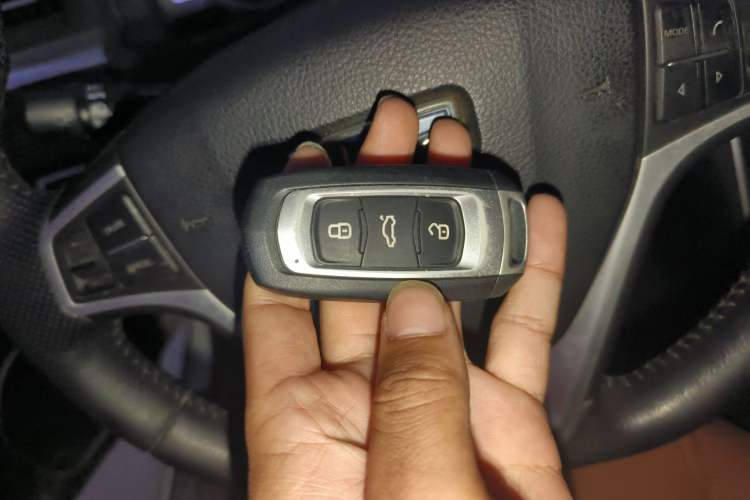 Used Geely Auto Emgrand GT 2016 2.4L Zunya Model