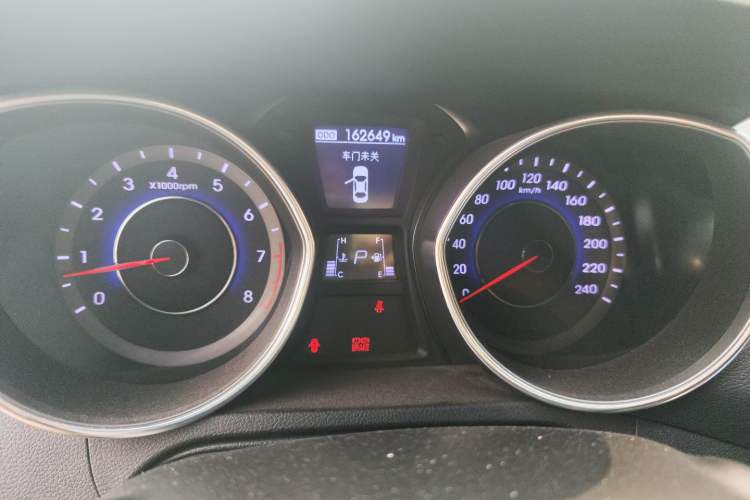 Used Hyundai Elantra (5th Generation / Langdong) 2015 1.6L Automatic Leading Model Instrument Cluster