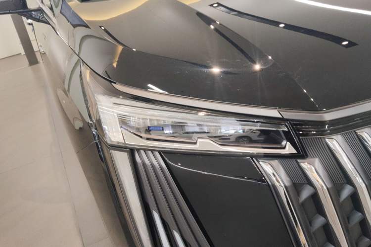 Used GAC Trumpchi M8 2024 Master Series 400T Prestige Edition Exterior 3