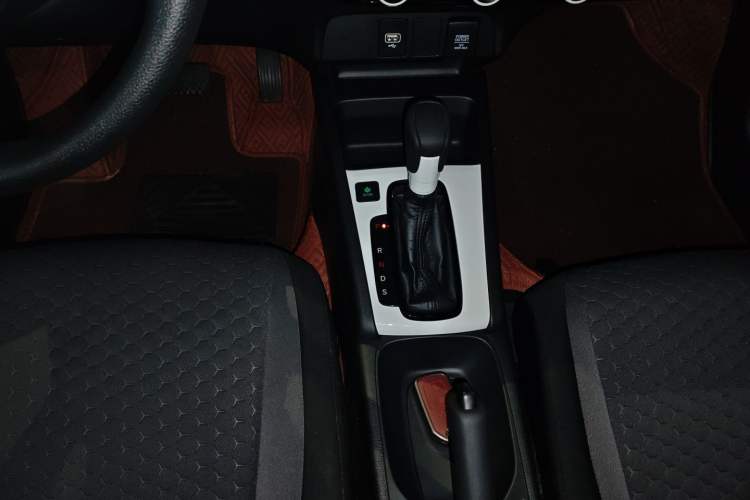 Used Honda Fit 2021 1.5L CVT Trendy Sports Edition Gear Lever