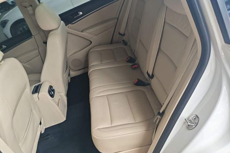 Used Volkswagen Tiguan 2015 1.8TSI Automatic Two-Wheel Drive Luxury Model