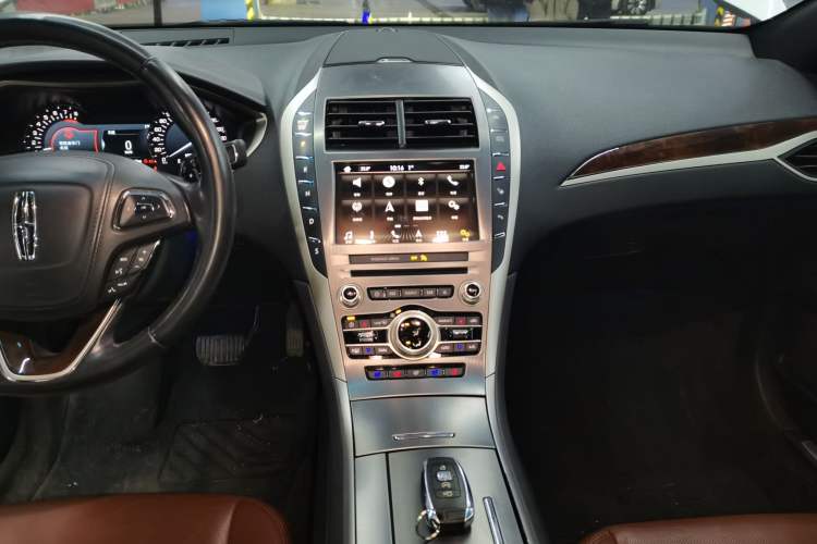 Used Lincoln MKZ 2017 2.0T Prestige Edition Audio And AC Panel