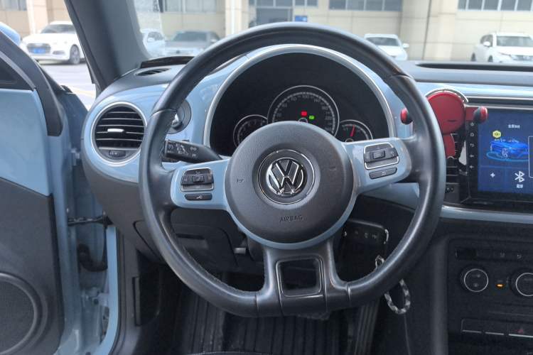 Used Volkswagen Beetle 2015 180TSI model Steering Wheel