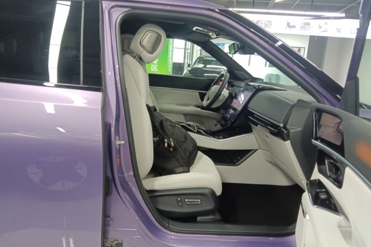 Used Honda P7 2025 Four-Wheel Drive Long-Range Max Right Front Seat