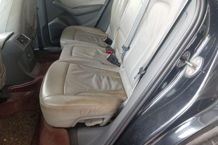 Used Audi Q5 2013 40 TFSI Technology Edition Left Rear Seat