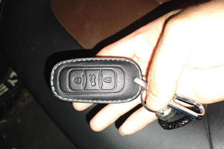 Used Geely Auto Emgrand GS 2018 Lingchao Edition 1.4T Automatic ZhenShang Smart Connectivity Model Vehicle Key