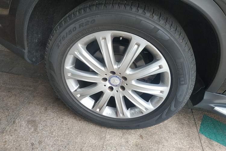 Used Mercedes-Benz GLE Coupe 2017 GLE 320 4MATIC Coupe SUV Right Rear Wheel Hub