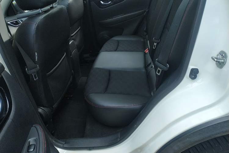 Used Nissan Qashqai 2016 2.0L CVT Luxury Edition
