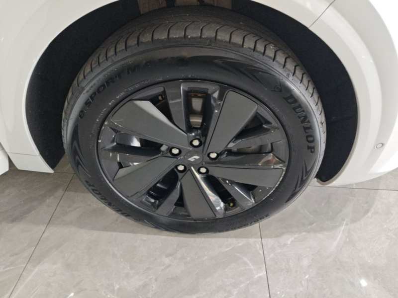 Used Li Auto L6 2025 Pro Smart Refresh Edition — 25