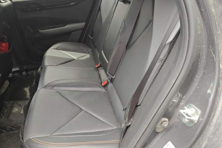 Used CHANGAN UNI-V 2022 1.5T Prestige Version
