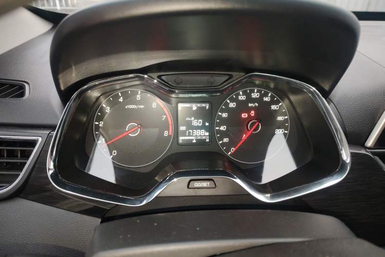 Used Baojun 310 2016 1.2L Manual Luxury Model