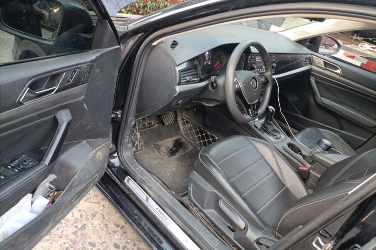 Used Volkswagen Lavida 2019 1.5L Automatic Comfort Edition China VI Standard Driver Seat