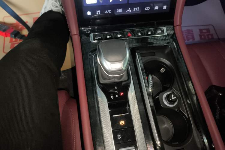 Used Hongqi H5 2023 2.0T Automatic Smart Connect Flagship Edition