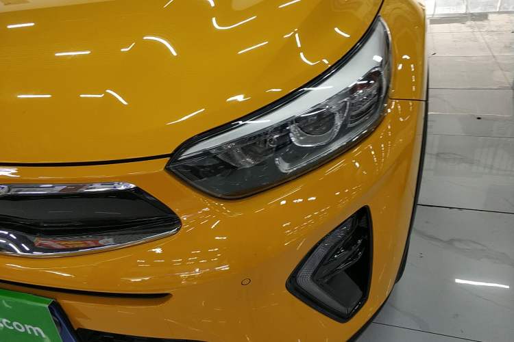 Used Kia kx1 Stonic 2021 1.4L CVT Sunroof Model