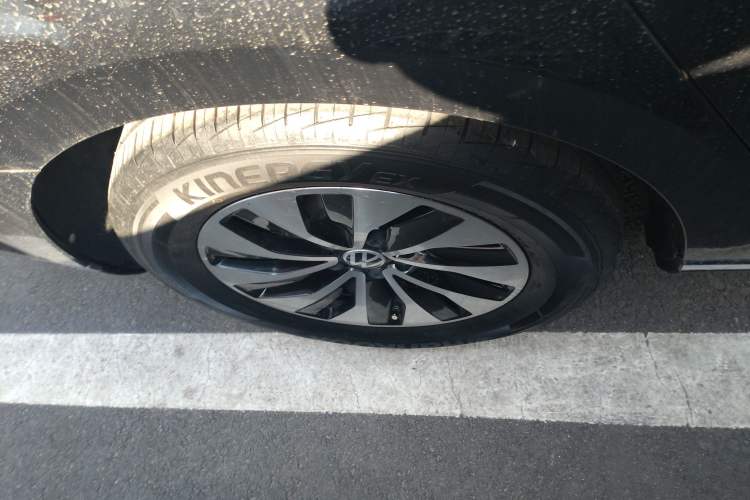 Used Volkswagen Magotan 2020 280TSI DSG Comfort Edition Right Rear Wheel Hub