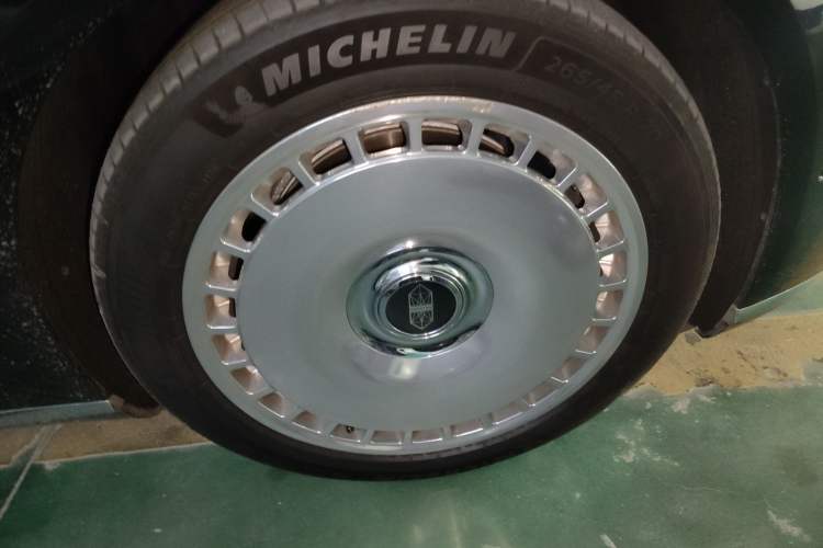 Used Hima S800 2025 Model, Range-Extended Starlight Premium Edition, 5 Seats