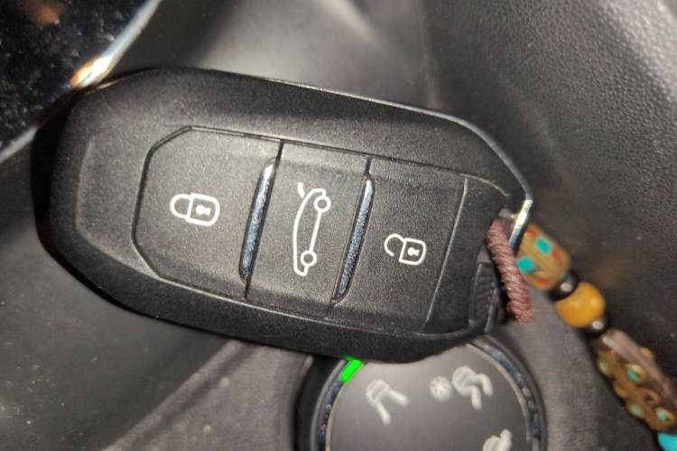 Used Citroen C3-XR 2015 1.6THP Automatic Flagship Model
