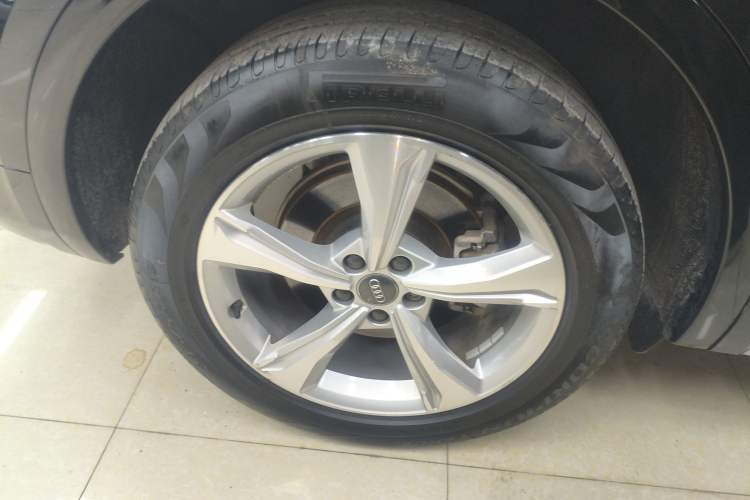 Used Audi Q5L 2020 Revised 40 TFSI Prestige Edition