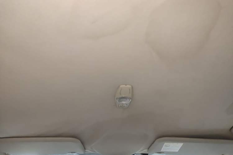 Used Ford Focus 2012 Sedan 1.6L Manual Comfort Model
