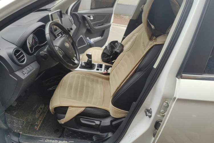 Used Bestune X40 2019 1.6L Manual Luxury Edition China VI