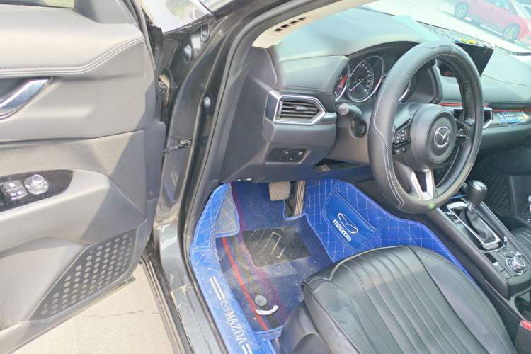 Used Mazda CX-5 2020 2.0L Automatic Two-Wheel Drive Smart Version Driver Seat