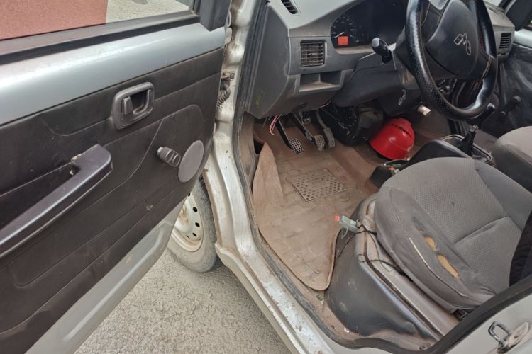 Used Wuling Rongguang 2017 1.5L Extended Basic Version Driver Seat