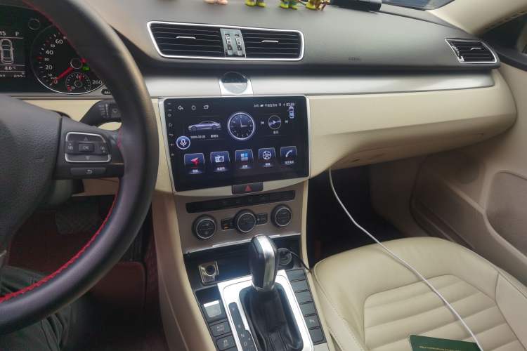 Used Volkswagen Magotan 2015 1.8TSI Advanced Model
