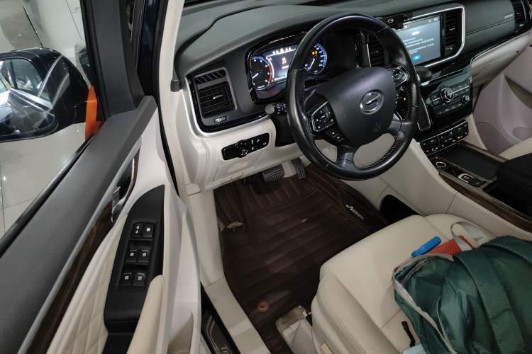 Used GAC Trumpchi M8 2018 320T Luxury Edition
