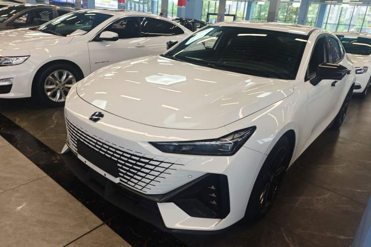 Used CHANGAN UNI-V 2023 1.5T Premium Model