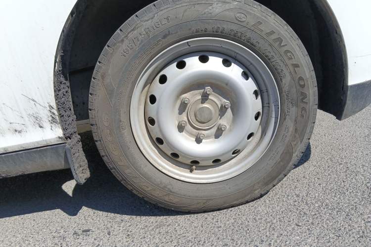 Used Ruichi EC75 2025 Ultra-Charging Version Pioneer II Type 50.1 kWh