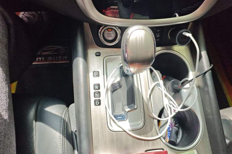 Used Nissan Murano 2015 2.5 S/C HEV XL Two-Wheel Drive Hybrid Luxury Edition Gear Lever