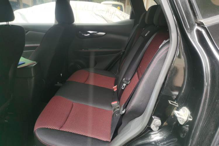 Used Nissan Qashqai 2016 2.0L CVT Elite Edition Left Rear Seat