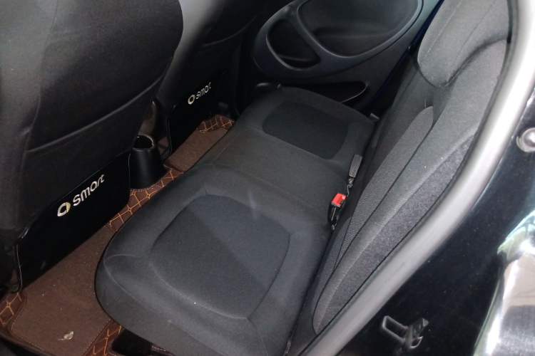 Used smart forfour 2016 1.0L 52 kW Passion Edition
